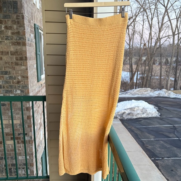 🆕 🌼 Rachel Zoe Yellow Crochet Knit Midi Skirt Lined Size M Casual Vacation Chic - Picture 4 of 13
